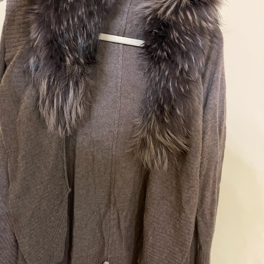 Elegant Brown wool Alice and Olivia Sweater with detachable Fur Collar